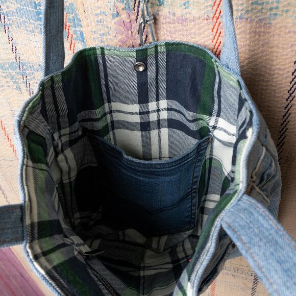 Reworked upcycled tote bag - Picture 7 of 7